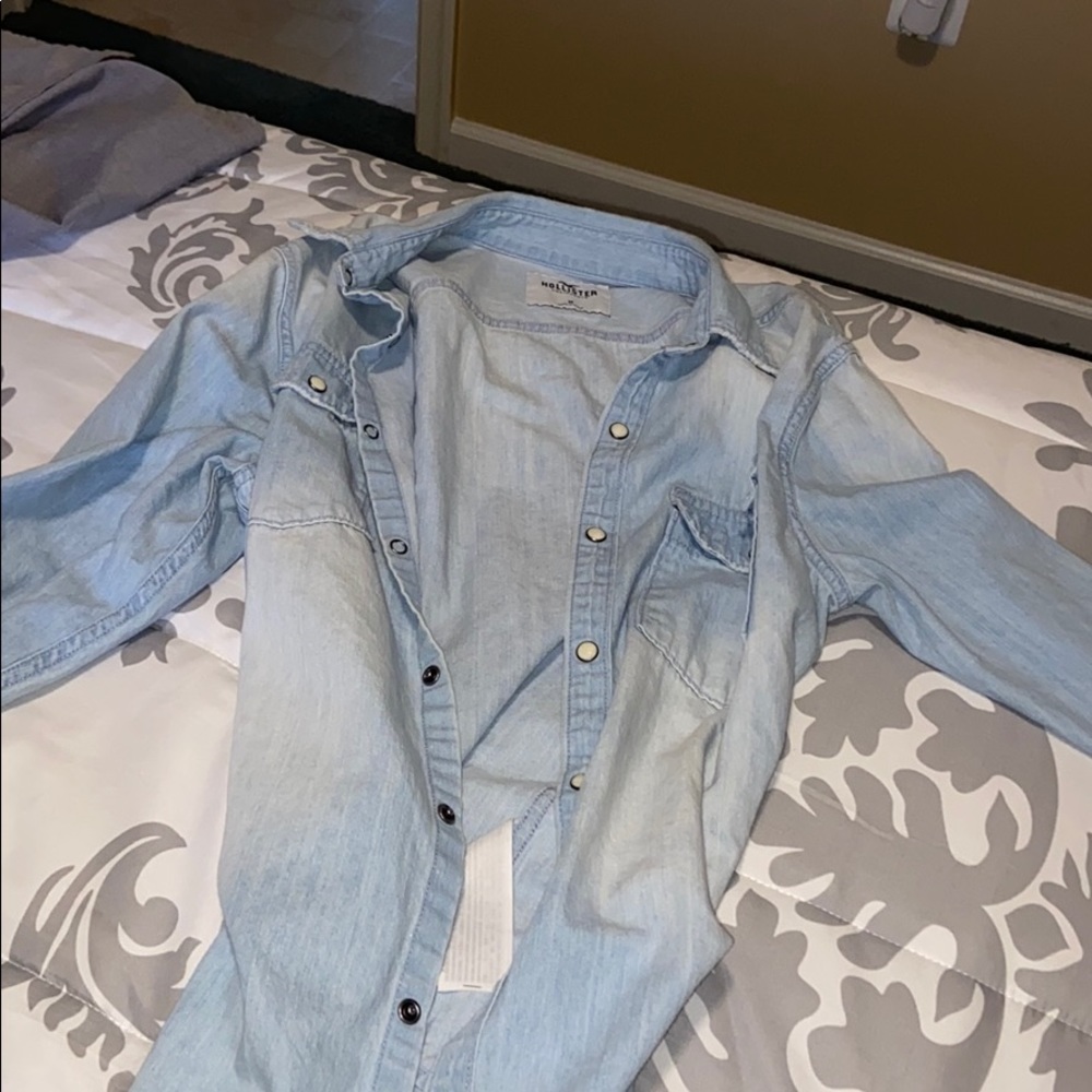 Hollister Jean Long Sleeve Shirt
